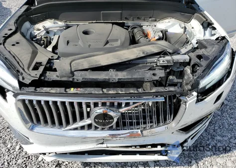 2021 Volvo Xc90 T8 Recharge Inscription Express from USA, damaged, VIN YV4BR0CK8M1738816